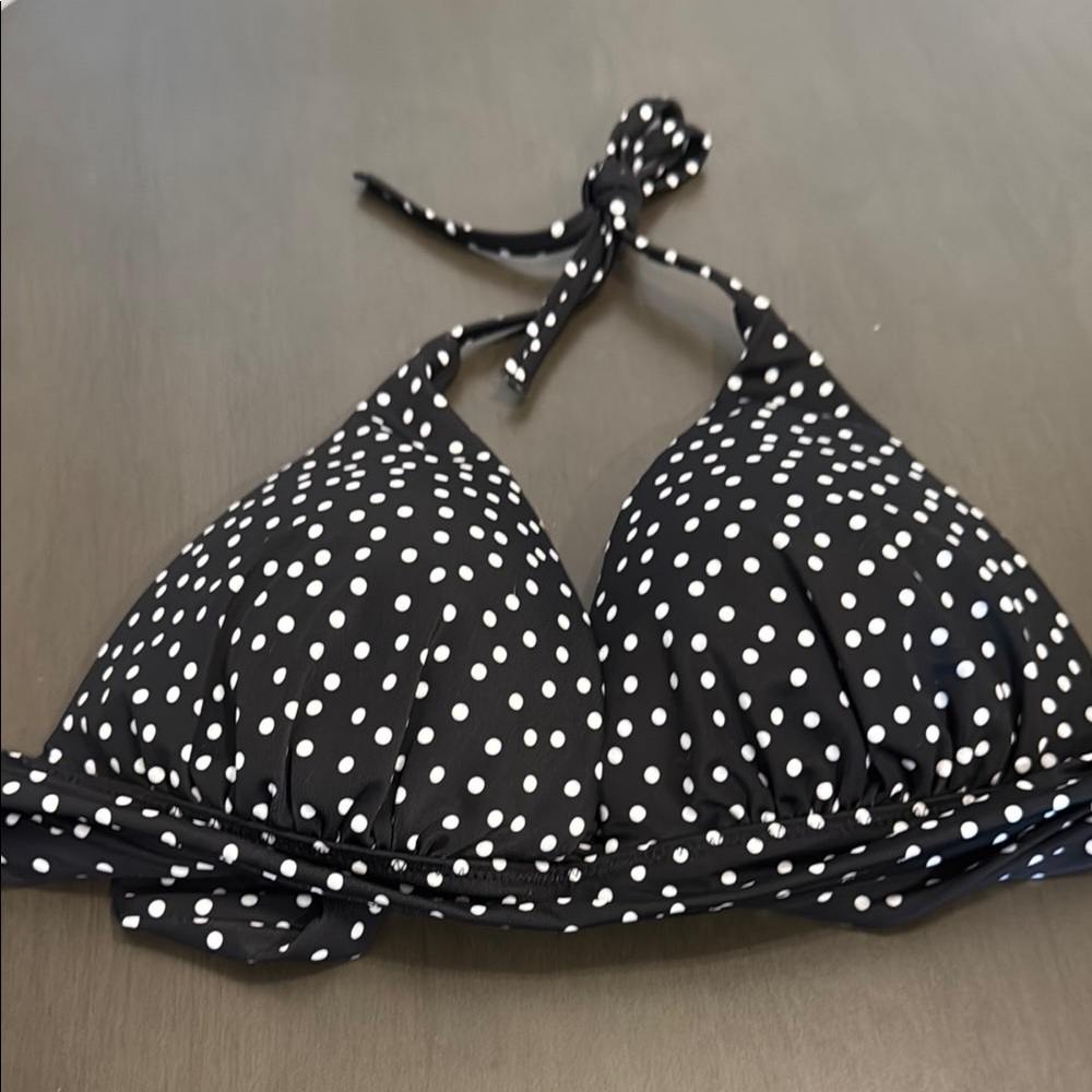 NWT halter bikini top